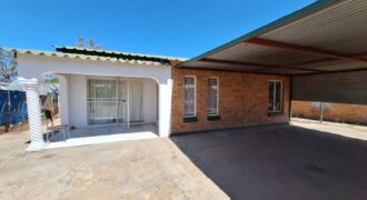 2 Bedroom House in Roodepan