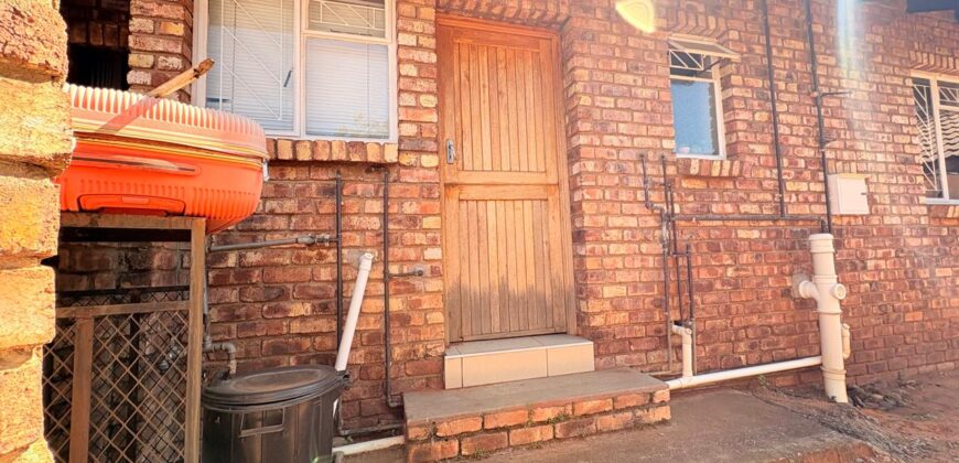 Property for sale in Kimberley, South Ridge with Garden